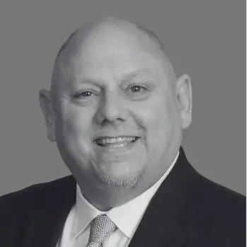 Black and white headshot of SSE's Director of Recruiting, Thomas Bahan.